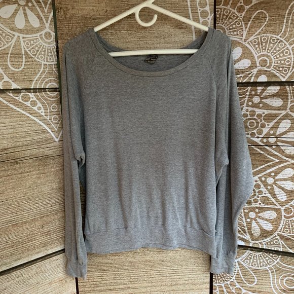 gray tna longsleeve minimalist pacific northwest 80s athleisure - Picture 1 of 6